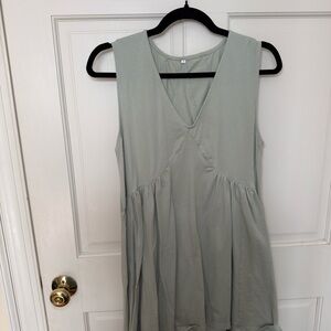 Sleeveless V-Neck Top in Sage Green